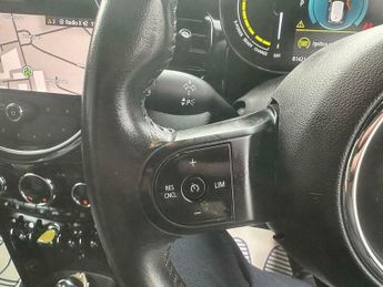 MINI Hatch Cooper SE 32.6kWh Level 2 Auto 3dr