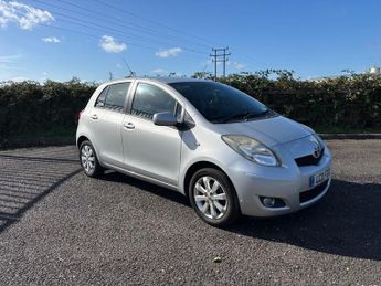 Toyota Yaris VVT-I T SPIRIT