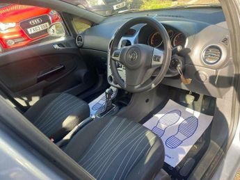 Vauxhall Corsa 1.4i 16v Club 5dr