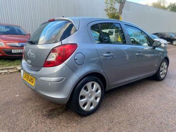 Vauxhall Corsa 1.4i 16v Club 5dr