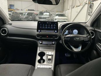 Hyundai KONA PREMIUM