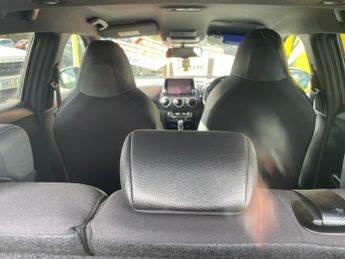 Nissan Juke 1.0 DIG-T N-Connecta SUV 5dr Petrol DCT Auto Euro 6 (s/s) (114 p
