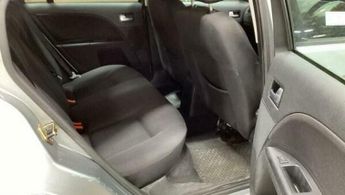 Ford Mondeo 1.8 Zetec 5dr