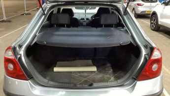 Ford Mondeo 1.8 Zetec 5dr