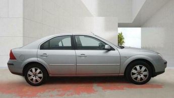 Ford Mondeo 1.8 Zetec 5dr