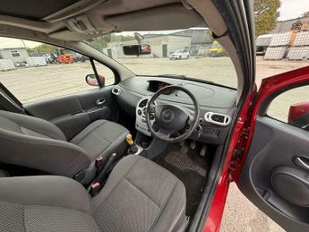 Renault Grand Modus 1.5 dCi Dynamique Euro 5 5dr