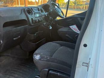 Vauxhall Movano 2.3 CDTi 3500 BiTurbo ecoFLEX FWD L2 H2 Euro 5 (s/s) 5dr
