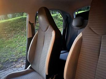 Toyota AYGO 1.0 VVT-i x-plore Euro 6 5dr