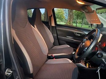 Toyota AYGO 1.0 VVT-i x-plore Euro 6 5dr