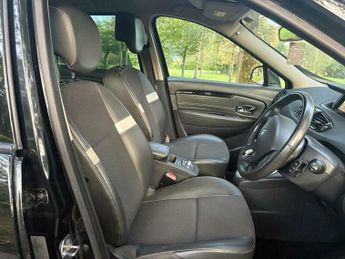 Toyota AYGO 1.0 VVT-i x-plore Euro 6 5dr
