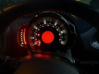 Toyota AYGO 1.0 VVT-i x-plore Euro 6 5dr