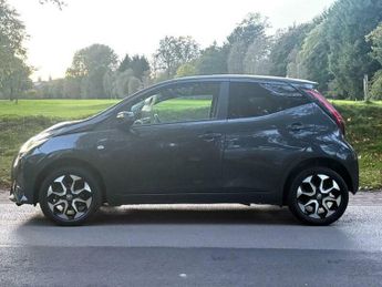 Toyota AYGO 1.0 VVT-i x-plore Euro 6 5dr