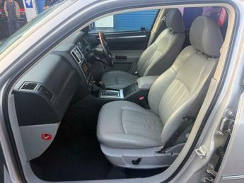 Chrysler 300c 3.0 CRD V6 4dr