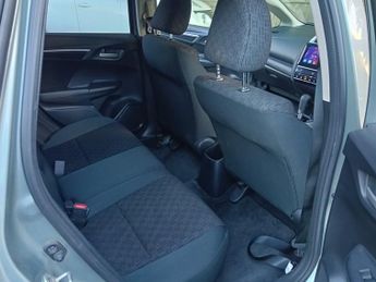 Honda Jazz 1.3 i-VTec CVT SE
