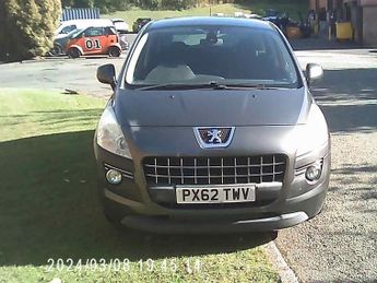 Peugeot 3008 E-HDI ACTIVE