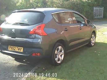 Peugeot 3008 E-HDI ACTIVE