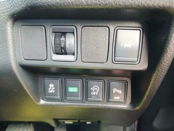 Nissan Qashqai 1.2 DIG-T n-tec+ XTRON 2WD Euro 6 (s/s) 5dr