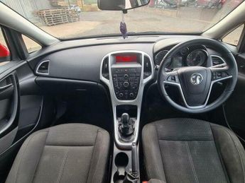 Vauxhall Astra 1.4T 16v SRi Euro 5 5dr
