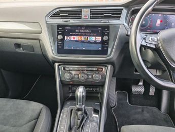 Volkswagen Tiguan SEL TSI 4MOTION DSG