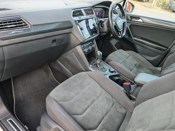 Volkswagen Tiguan SEL TSI 4MOTION DSG