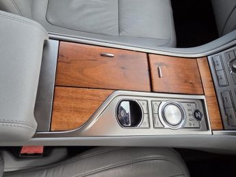 Jaguar XF V6 LUXURY