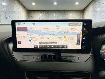 Nissan Juke 1.6 N-Connecta SUV 5dr Petrol Hybrid Auto Euro 6 (143 ps)