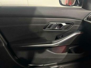 BMW 3 SERIES 2.0 330e M Sport Professional Edition Auto 5dr