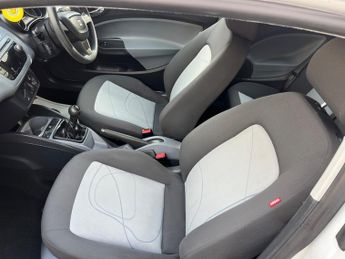 SEAT Ibiza S AC