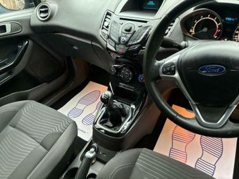 Ford Fiesta 1.0T EcoBoost Zetec Euro 5 (s/s) 5dr