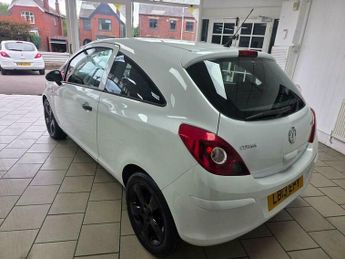 Vauxhall Corsa 1.0 ecoFLEX 12V S Euro 5 3dr