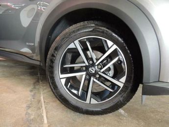 Nissan Juke 1.6 N-Connecta Auto Euro 6 5dr