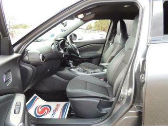 Nissan Juke 1.6 N-Connecta Auto Euro 6 5dr