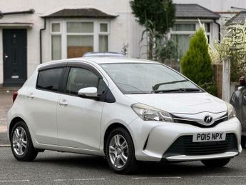 Toyota Yaris 1.33 Dual VVT-i Icon Multidrive S Euro 6 5dr