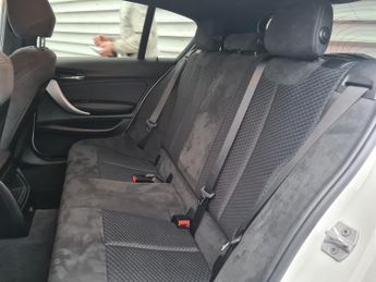 BMW 1 SERIES 118d M SPORT