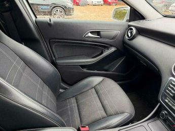Mercedes-Benz A Class 1.8 A200 CDI BlueEfficiency Sport 7G-DCT Euro 5 (s/s) 5dr