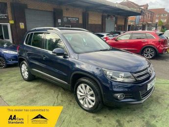 Volkswagen Tiguan 2.0 TDI BlueMotion Tech Match DSG 4WD Euro 5 (s/s) 5dr