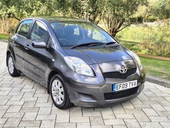 Toyota Yaris 1.33 Dual VVT-i TR Hatchback 5dr Petrol Manual Euro 4 (s/s) (101