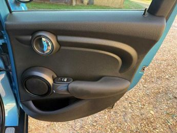 MINI Hatch 1.5 Cooper Auto Euro 6 (s/s) 5dr