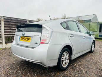 Toyota Prius 1.8 VVT-h T3 CVT Euro 5 (s/s) 5dr