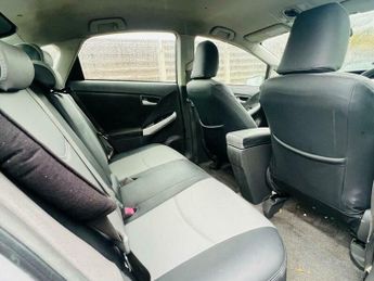 Toyota Prius 1.8 VVT-h T3 CVT Euro 5 (s/s) 5dr
