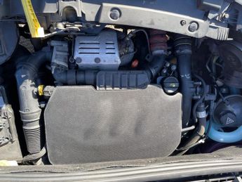 Citroen C3 PURETECH PLATINUM PICASSO