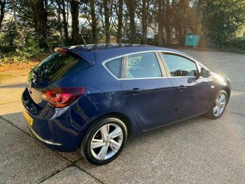 Vauxhall Astra 1.6 16v SRi Auto Euro 5 5dr