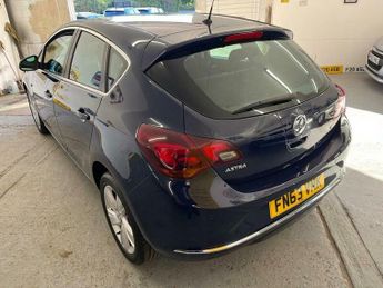 Vauxhall Astra 1.6 16v SRi Auto Euro 5 5dr