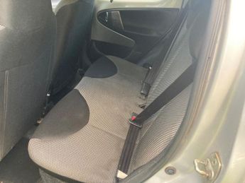 Toyota AYGO VVT-I MODE AC