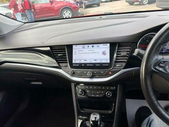Vauxhall Astra 1.4i Turbo Elite Nav Sports Tourer Auto Euro 6 (s/s) 5dr