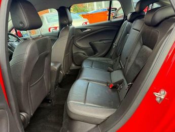 Vauxhall Astra 1.4i Turbo Elite Nav Sports Tourer Auto Euro 6 (s/s) 5dr