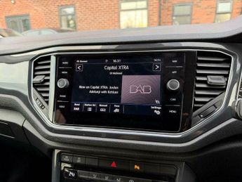 Volkswagen T-Roc 1.5 TSI EVO SEL DSG Euro 6 (s/s) 5dr