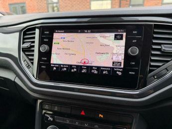Volkswagen T-Roc 1.5 TSI EVO SEL DSG Euro 6 (s/s) 5dr