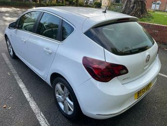 Vauxhall Astra 1.6 16v SRi Euro 5 5dr