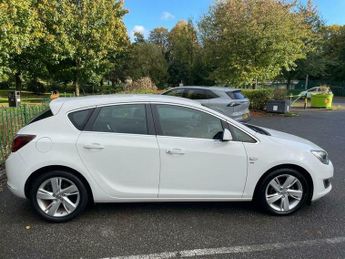 Vauxhall Astra 1.6 16v SRi Euro 5 5dr